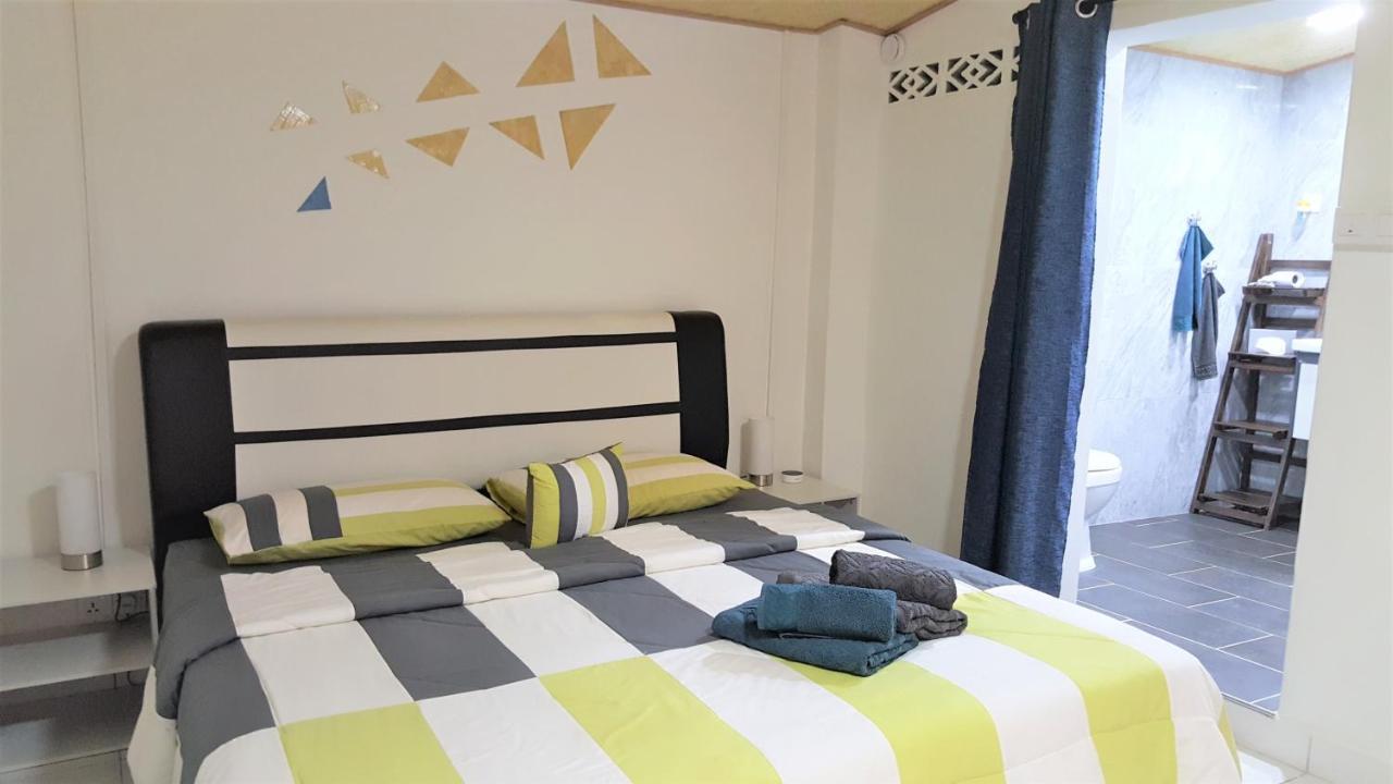 Sabandy Guesthouse Kuah Exterior foto